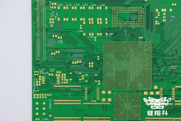 AI服务器HDI板：突破算力硬件极限的精密互连方案
